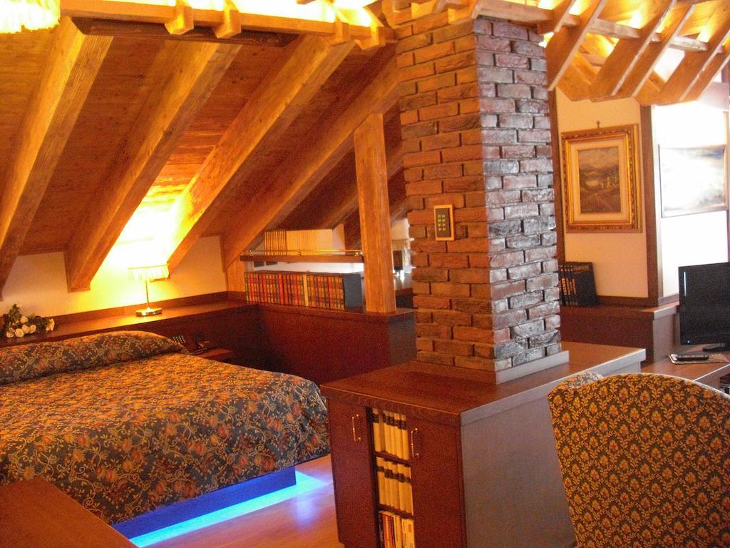 Laida Weg Experience Hotel Rima San Giuseppe Room photo